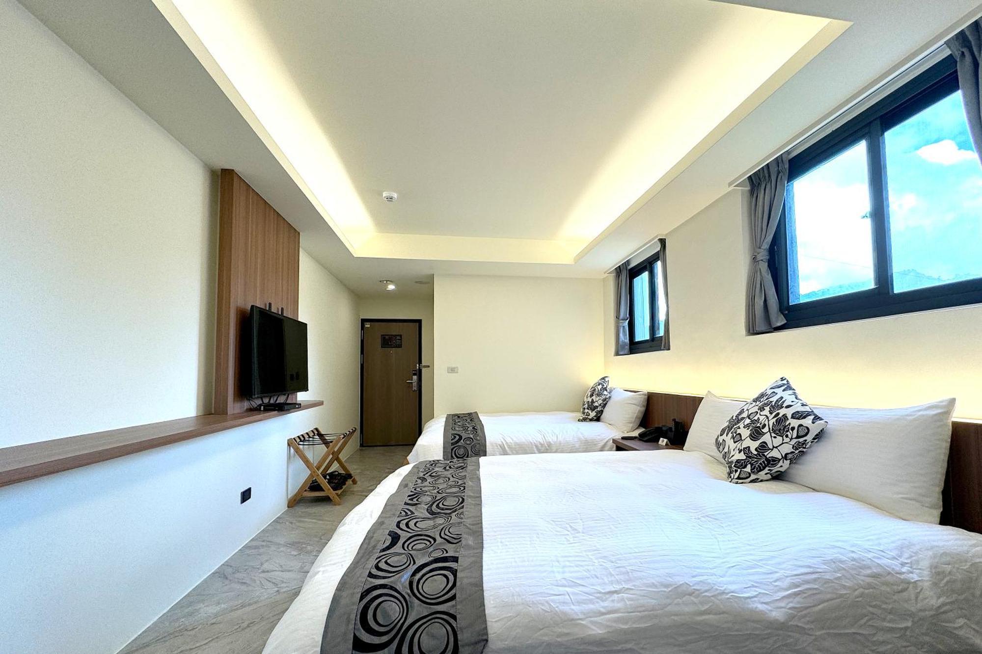 Dafong Hotel Zhongzheng  Exterior photo