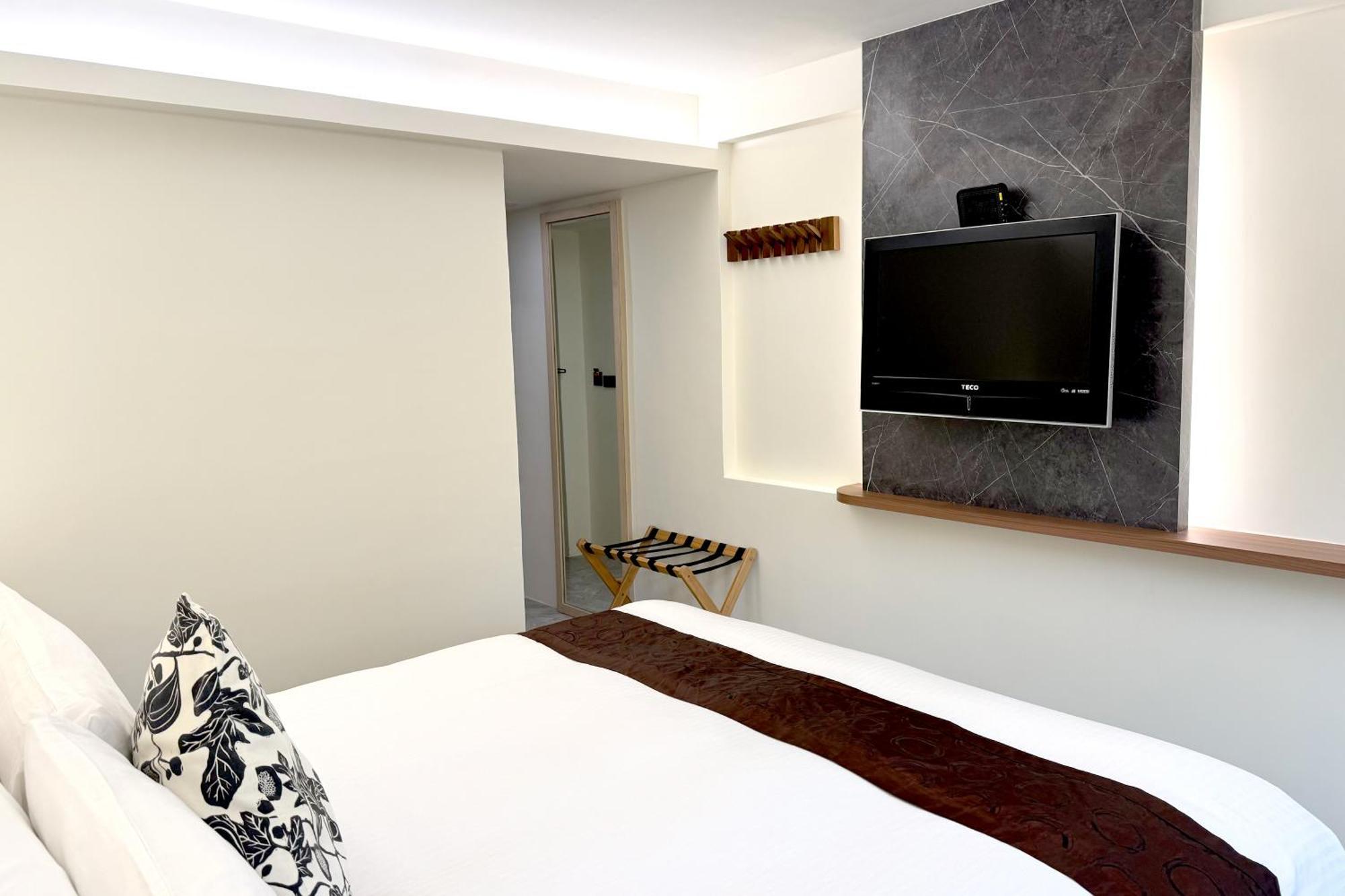 Dafong Hotel Zhongzheng  Exterior photo