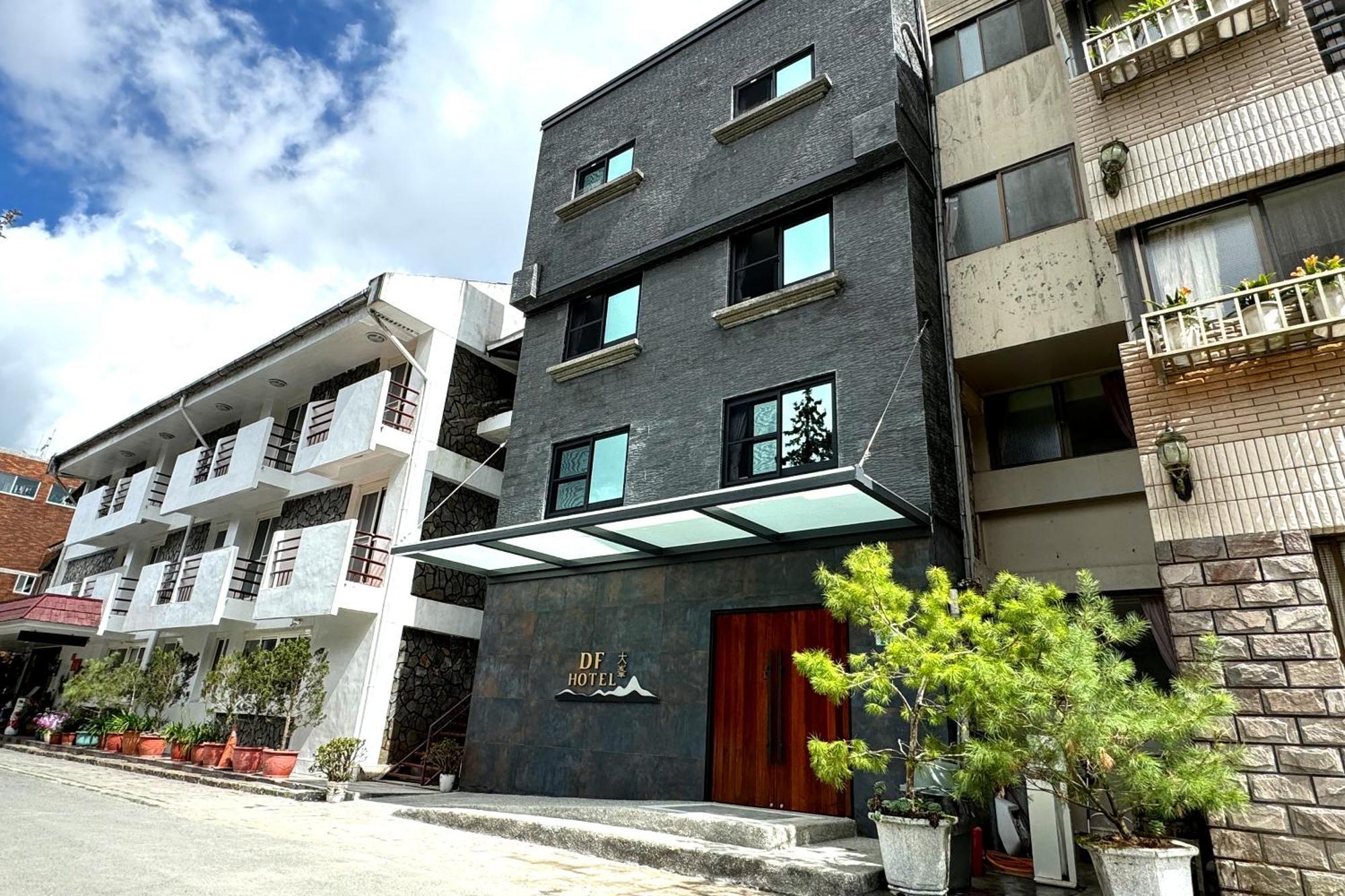 Dafong Hotel Zhongzheng  Exterior photo