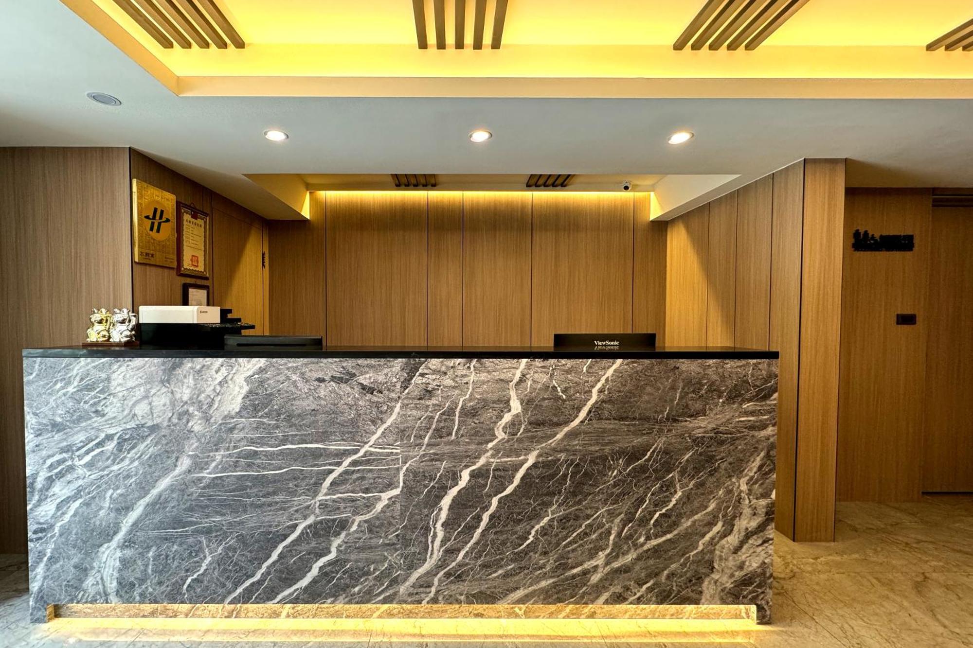Dafong Hotel Zhongzheng  Exterior photo