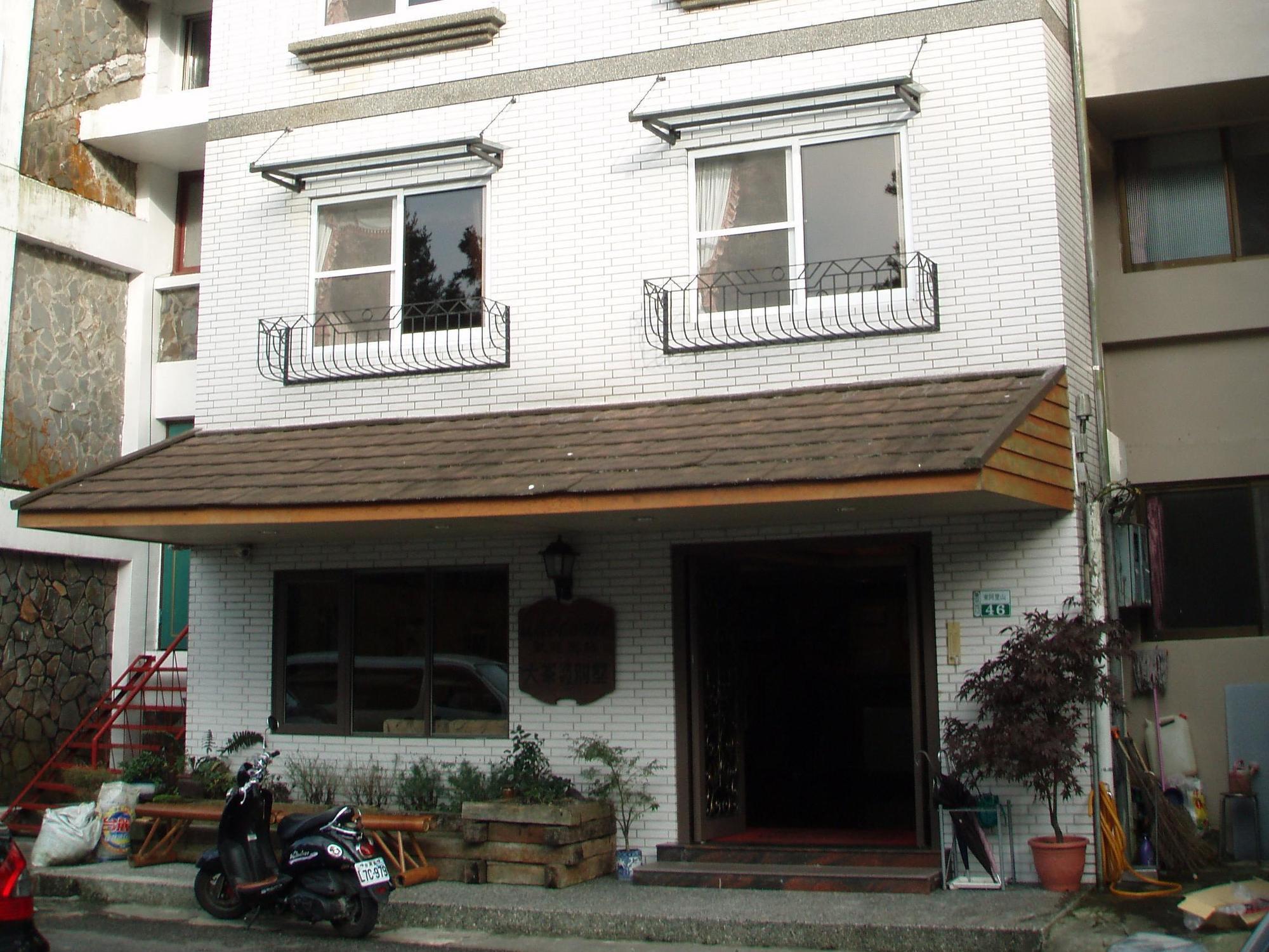 Dafong Hotel Zhongzheng  Exterior photo